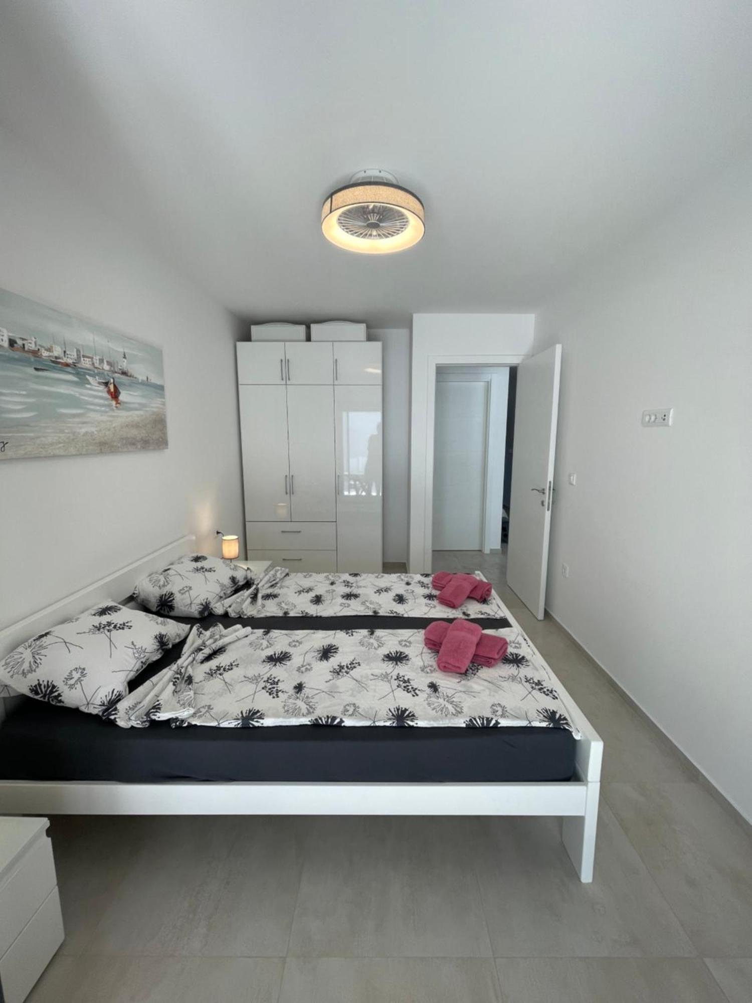 Apartman La Dolce Vita Banjole Exteriör bild